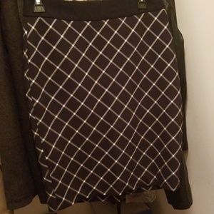 The Limited black and white plaid pencil skirt. si